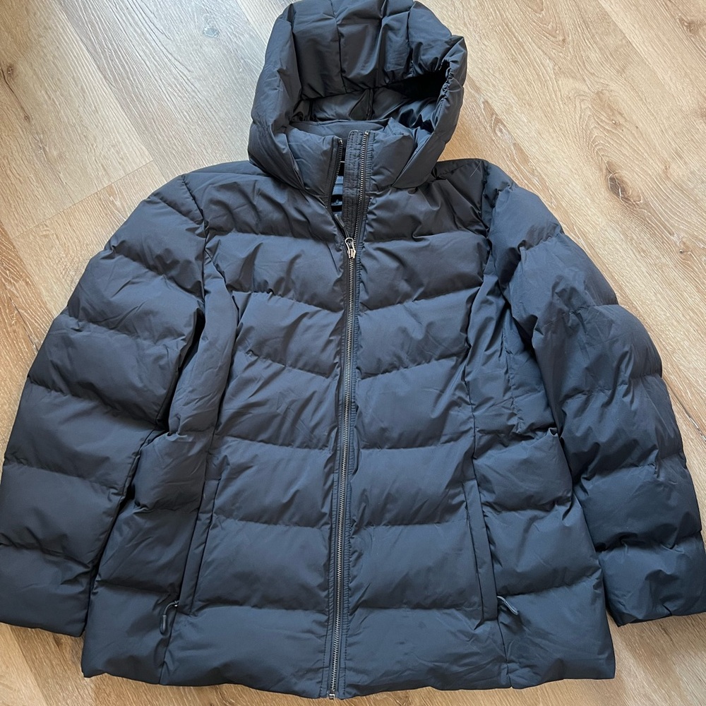 32 Degrees Women's Puffer Jacket - Blue - Excellent Condition